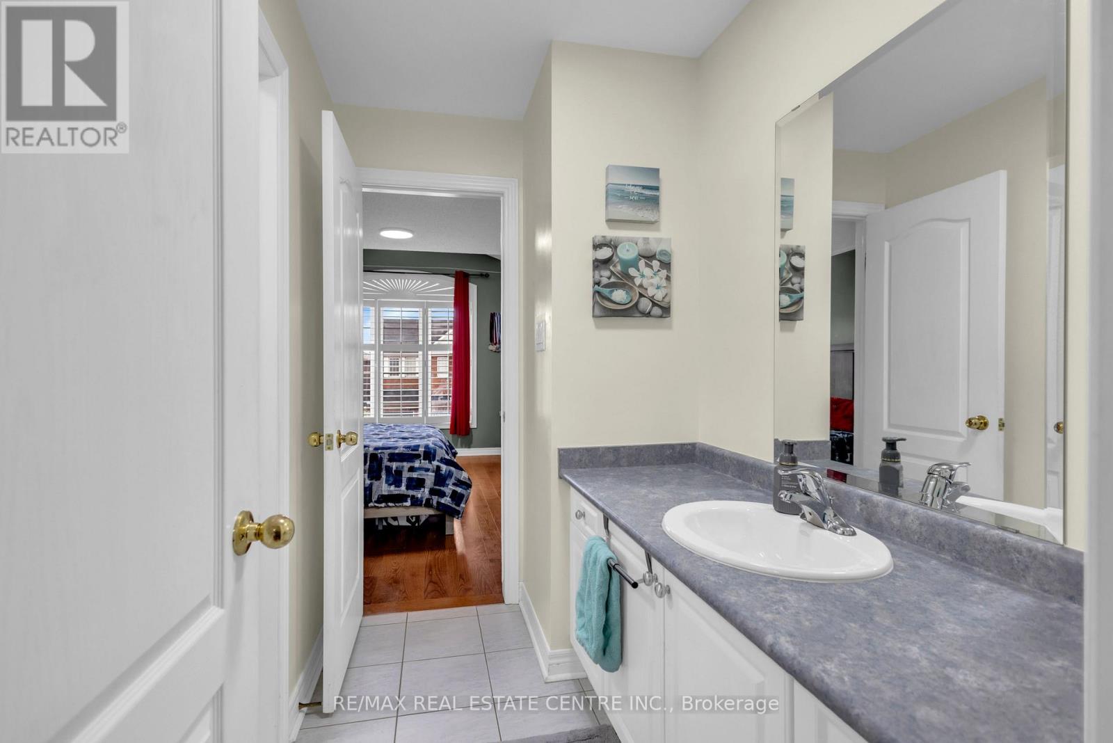 20 SPARHILL STREET - 20