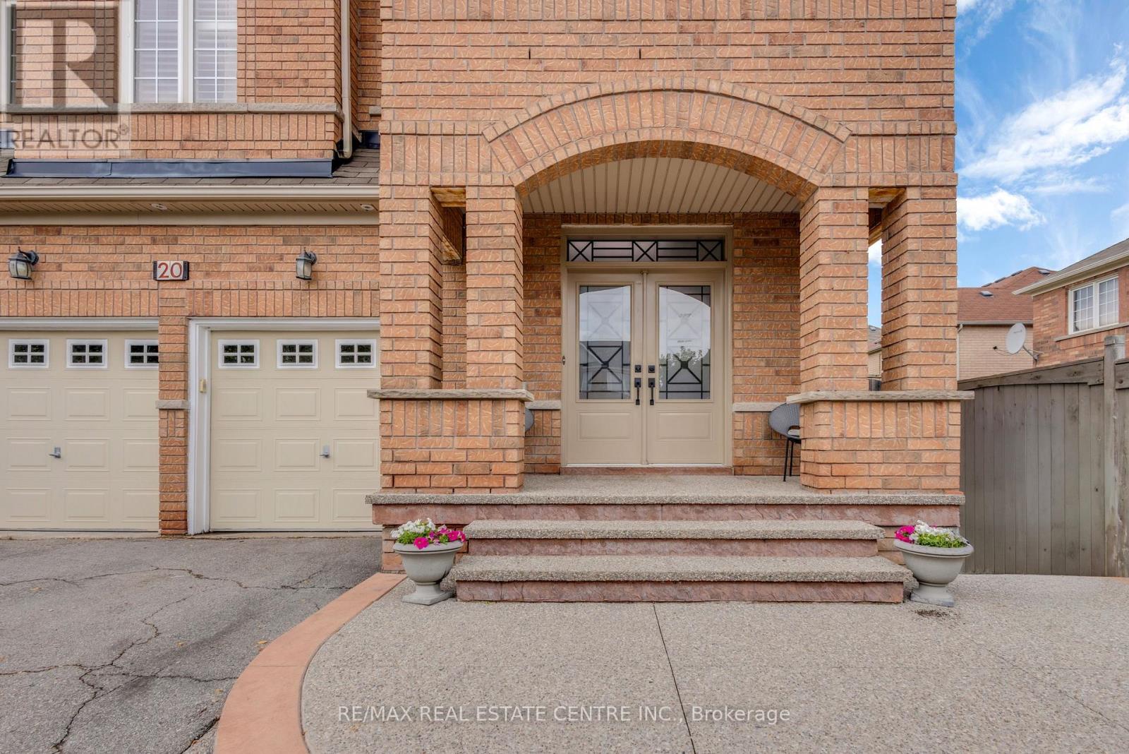20 SPARHILL STREET - 3