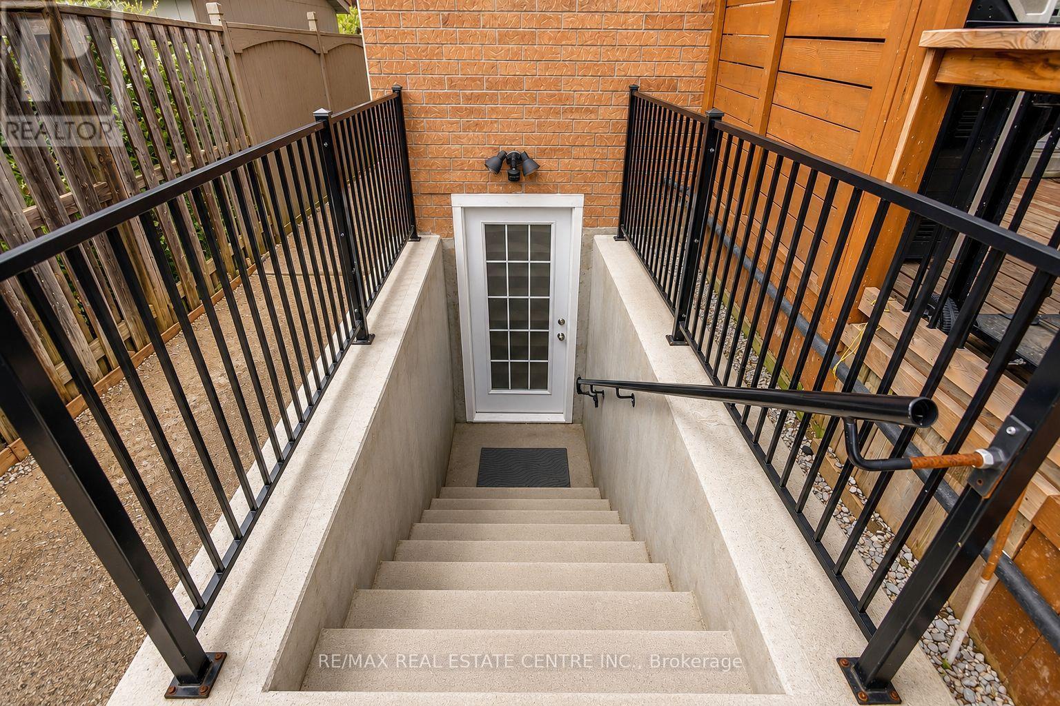 20 SPARHILL STREET - 44