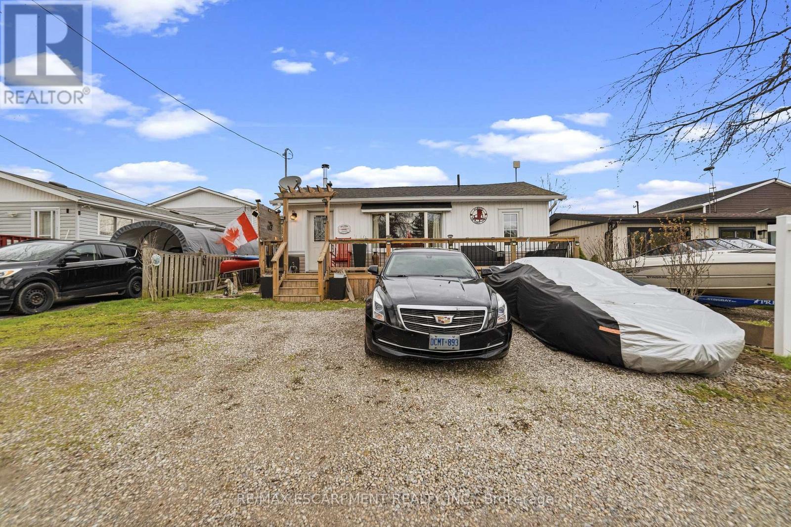 18 WESTMORELAND LANE - 2