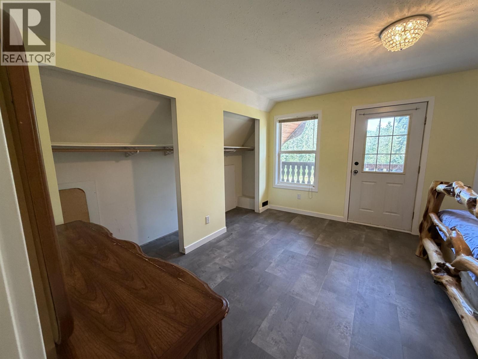 12915 EAGLE ROAD - Image 16
