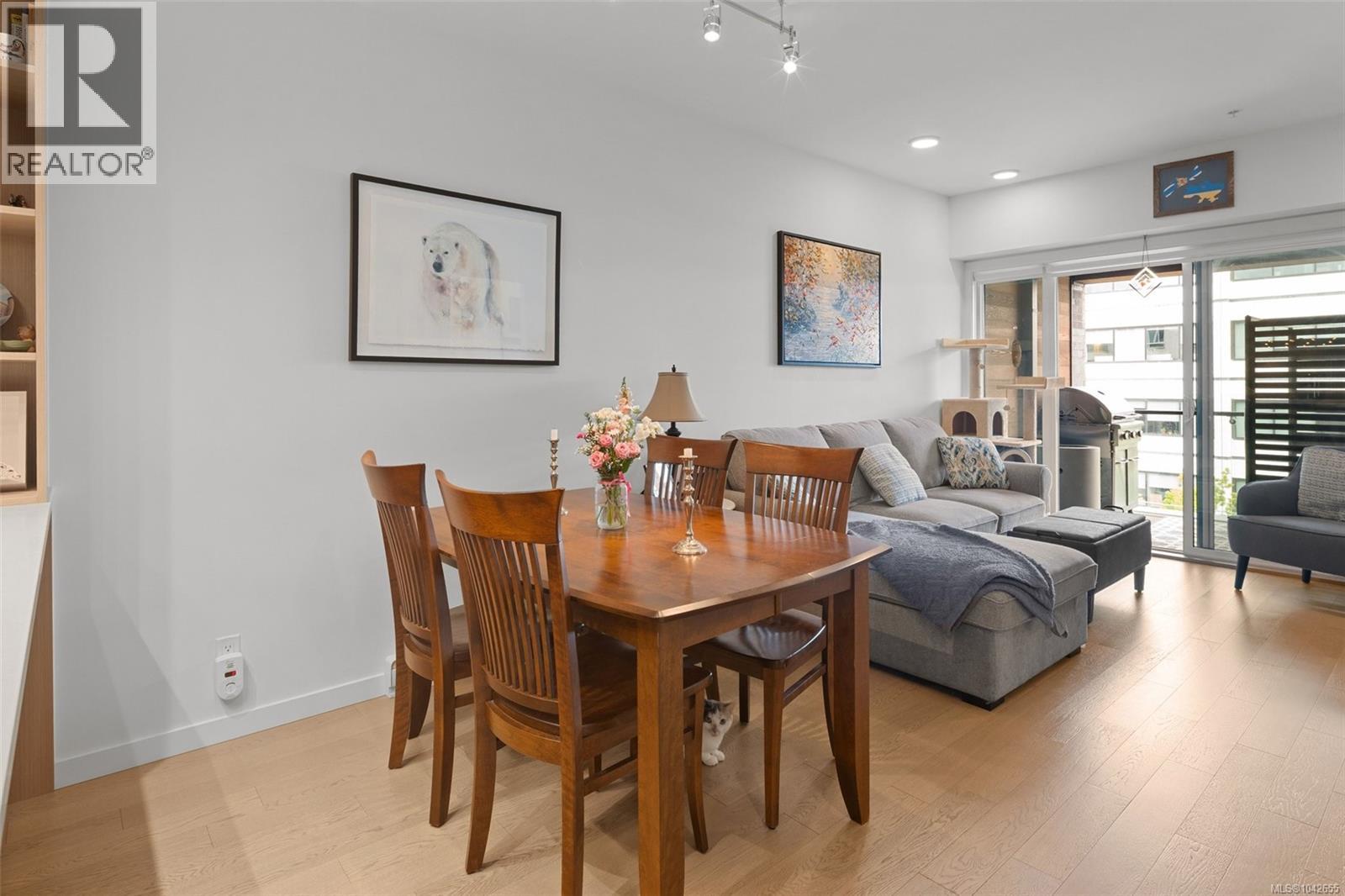 #511 1033 Cook St - 5
