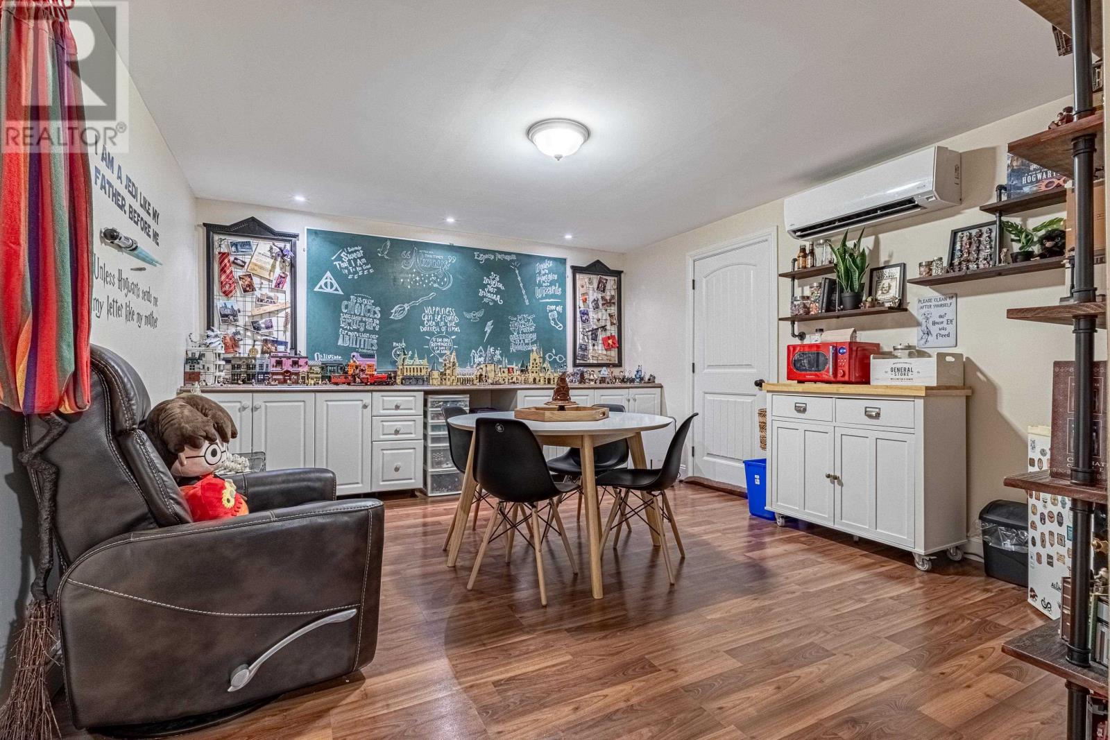 210 WINTER RIVER Circle - Image 23
