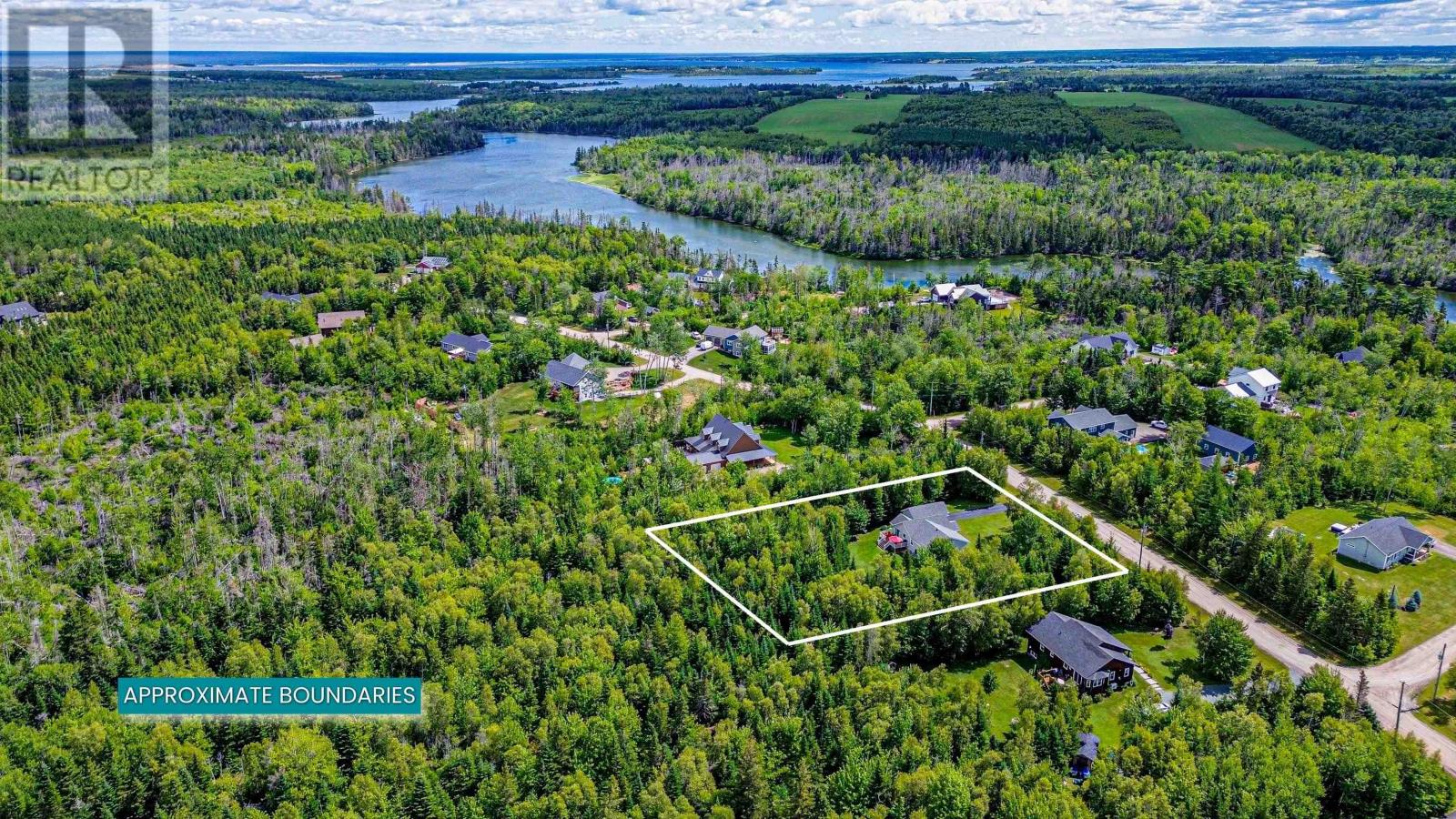 210 WINTER RIVER Circle - Image 35