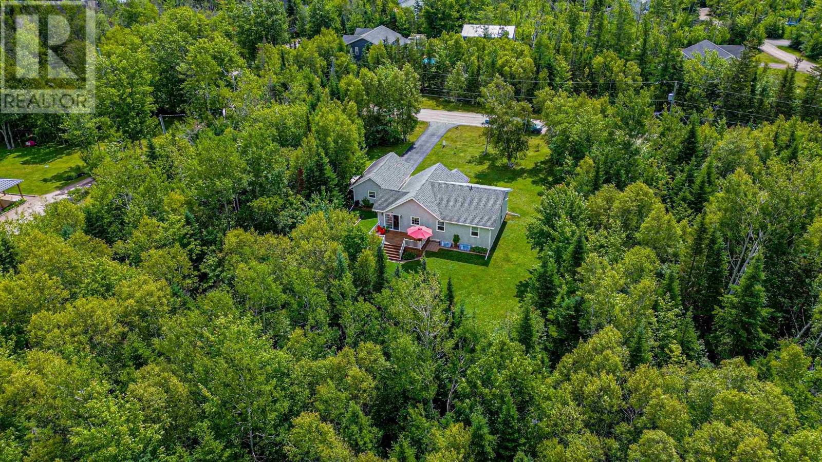 210 WINTER RIVER Circle - Image 33