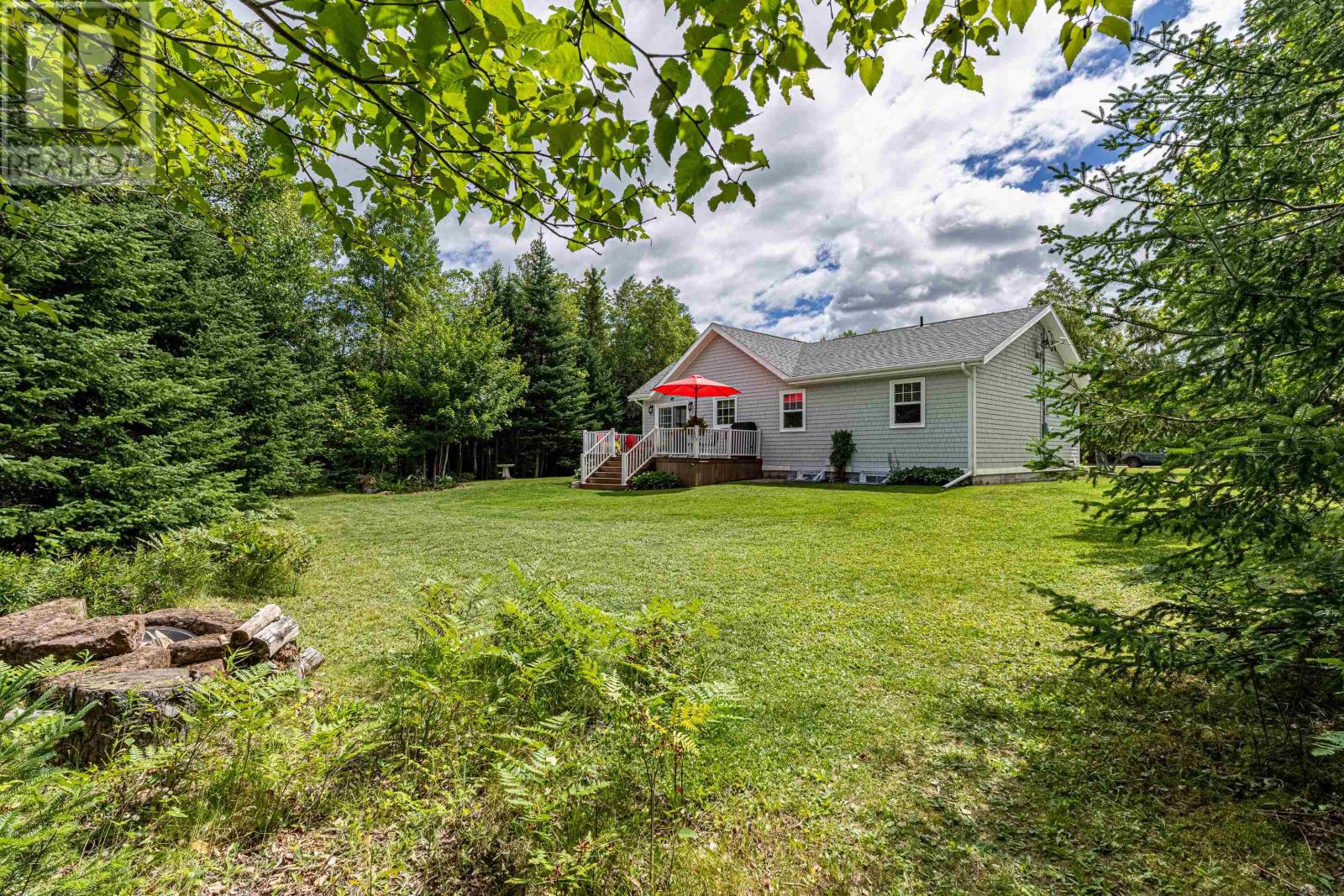 210 WINTER RIVER Circle - Image 6