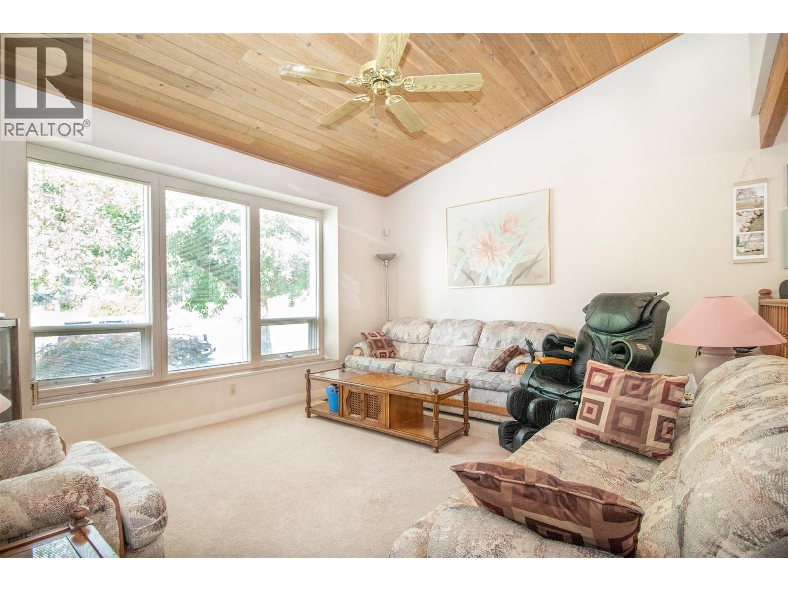 3855 Tillicum Court - 3
