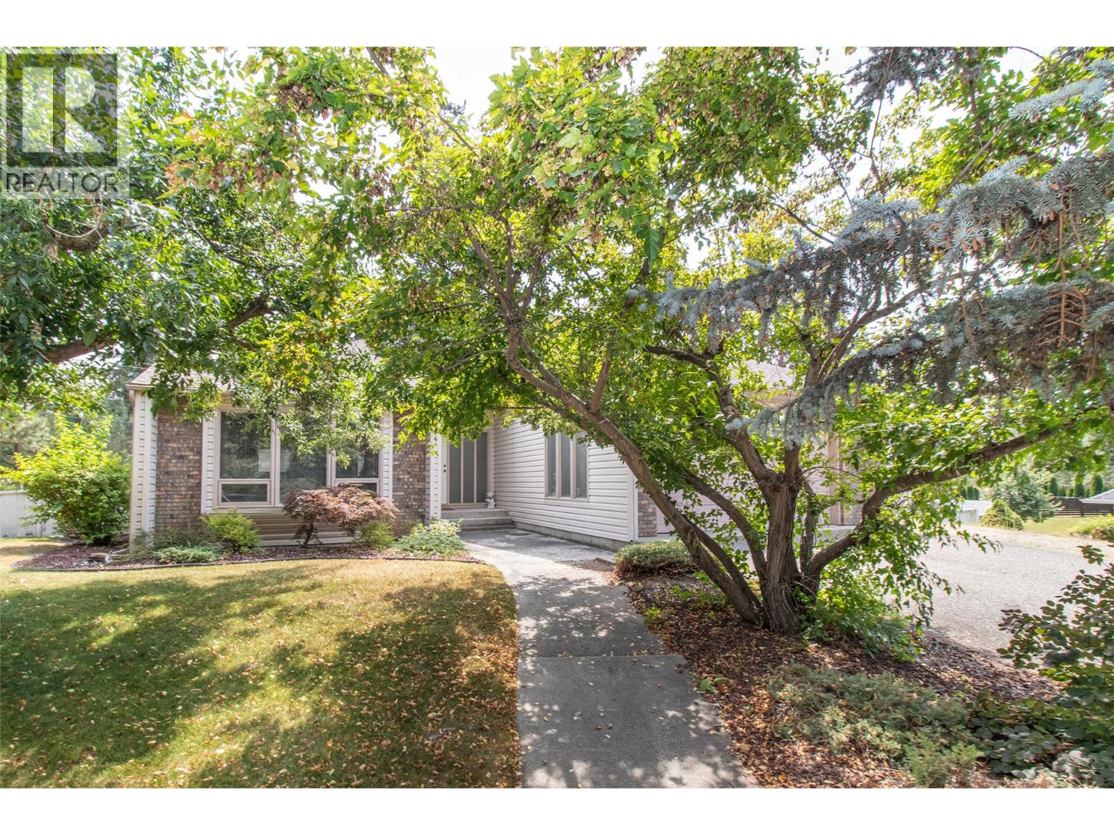 3855 Tillicum Court - 2