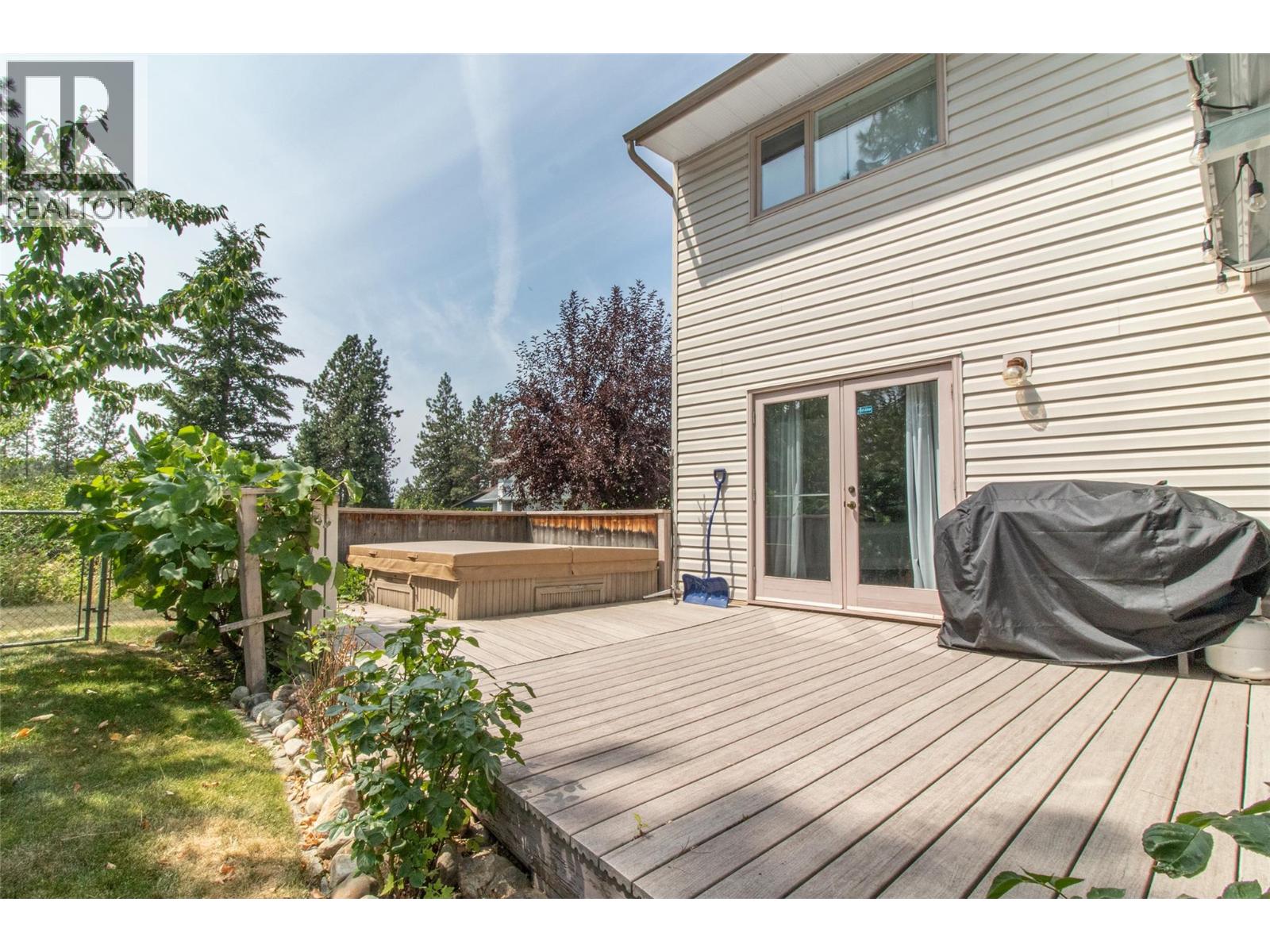 3855 Tillicum Court - 37