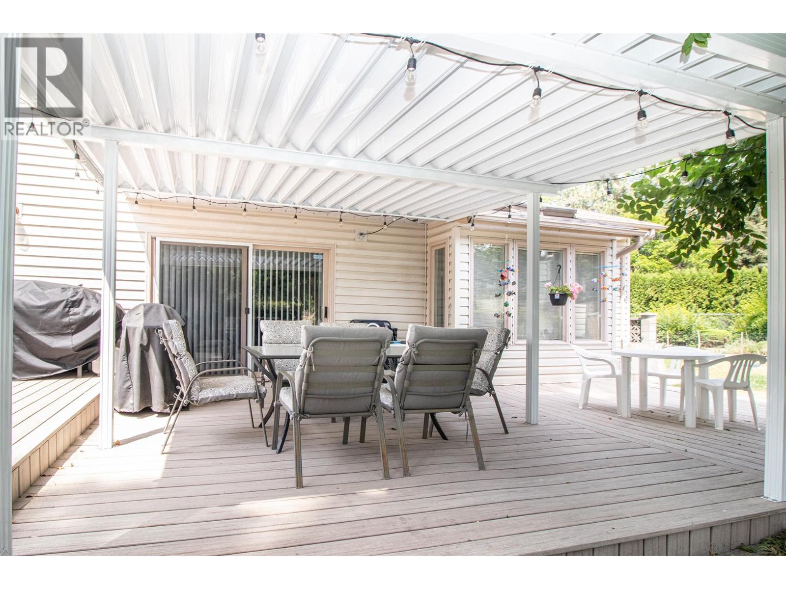3855 Tillicum Court - 36