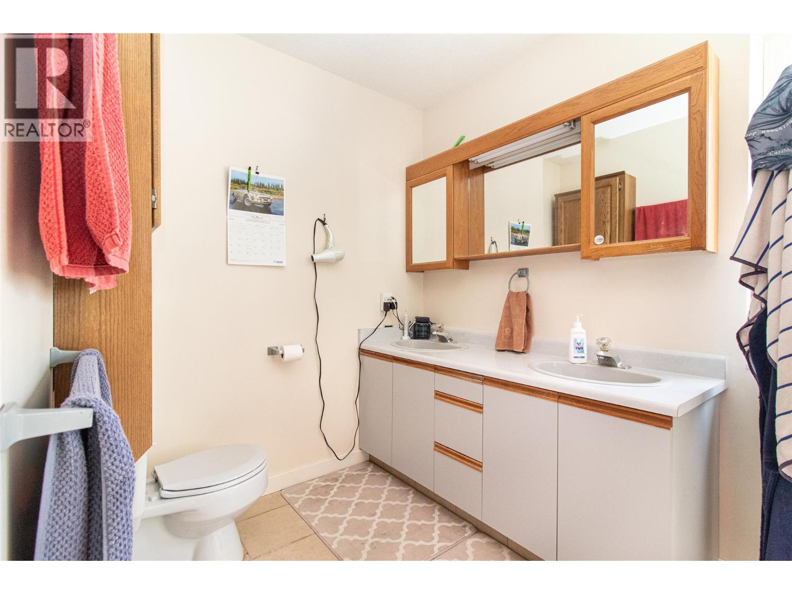3855 Tillicum Court - 18