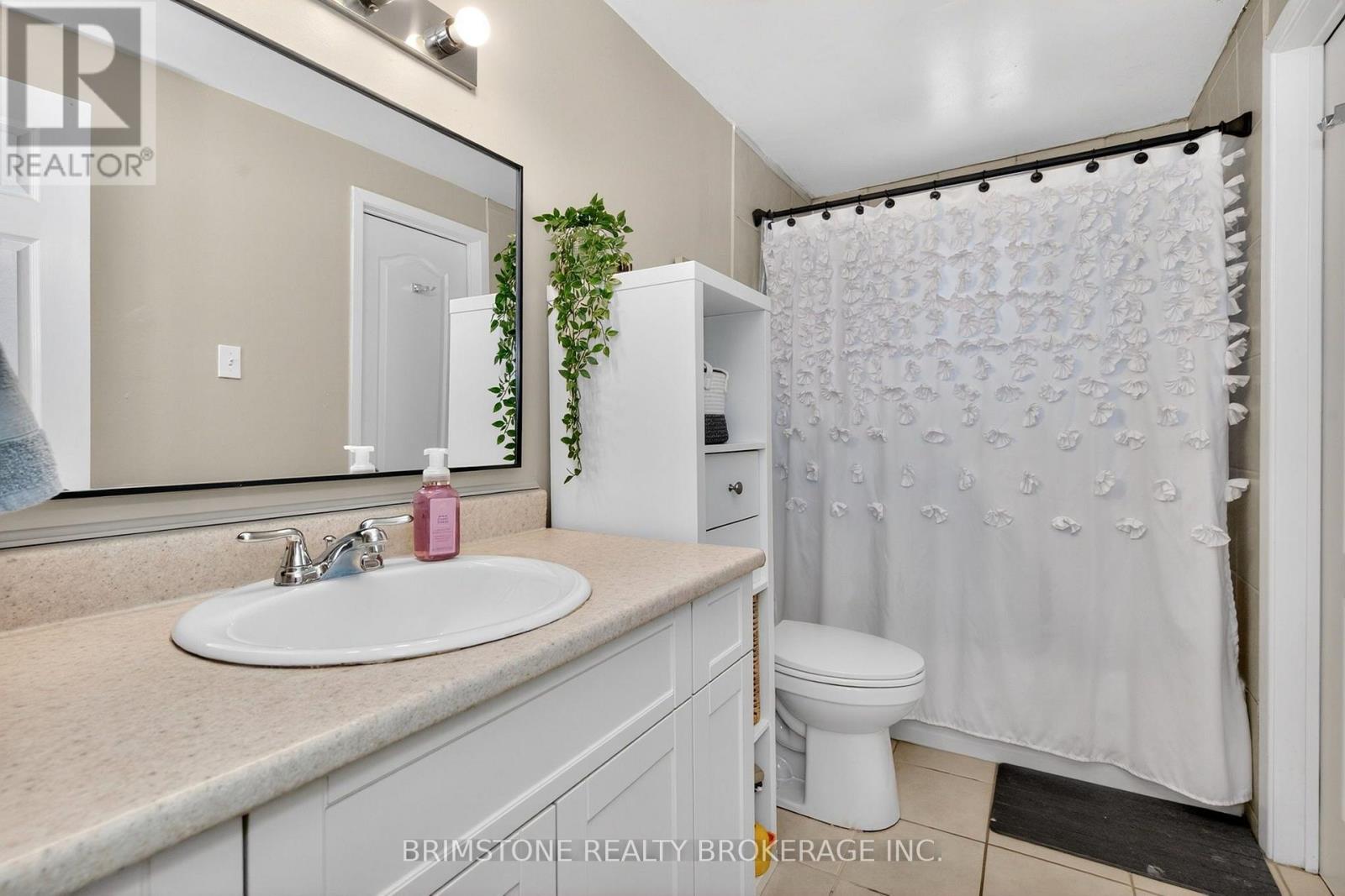 104 HICKLING TRAIL - 36