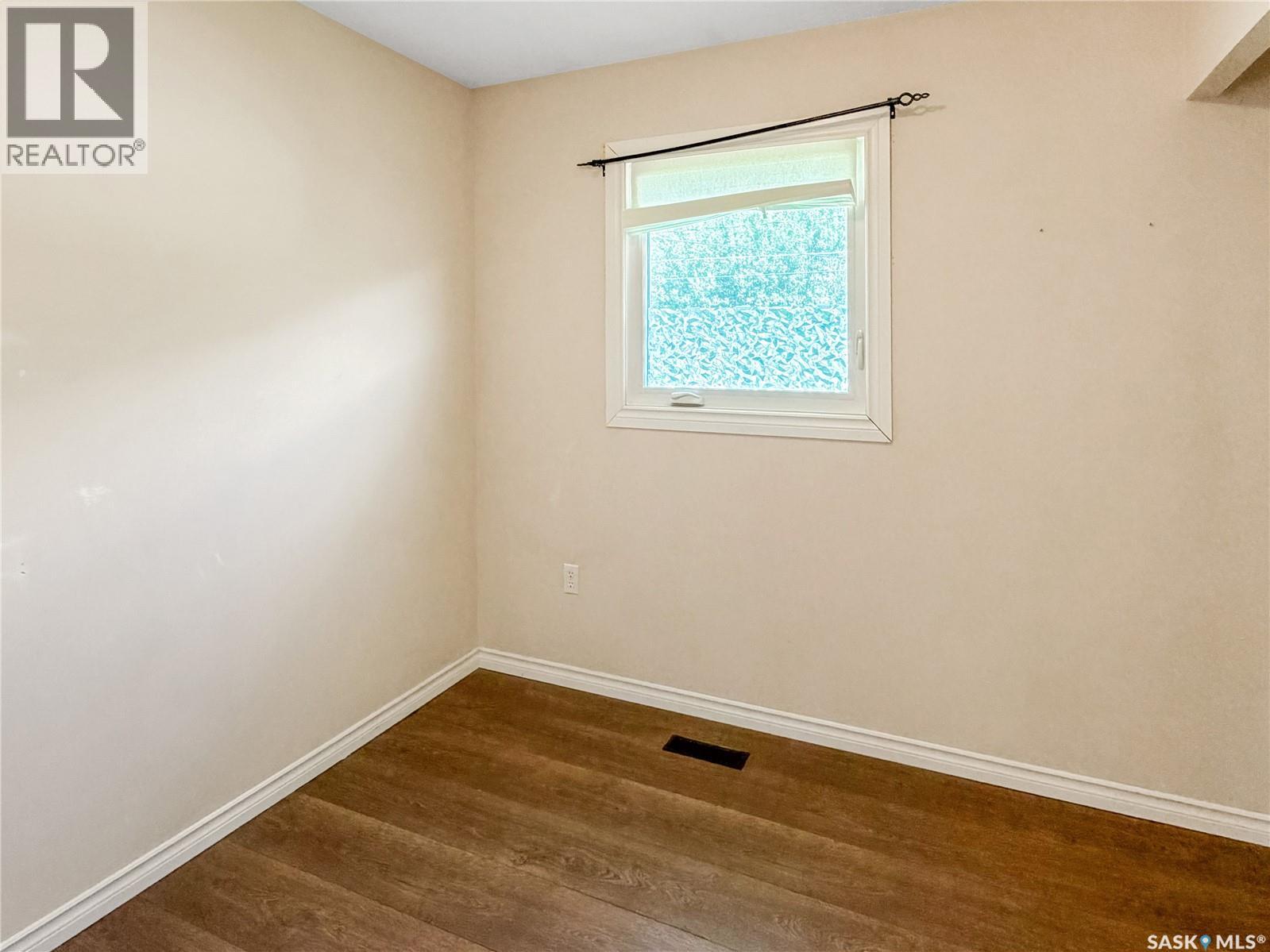 1982 13th STREET W - Image 6