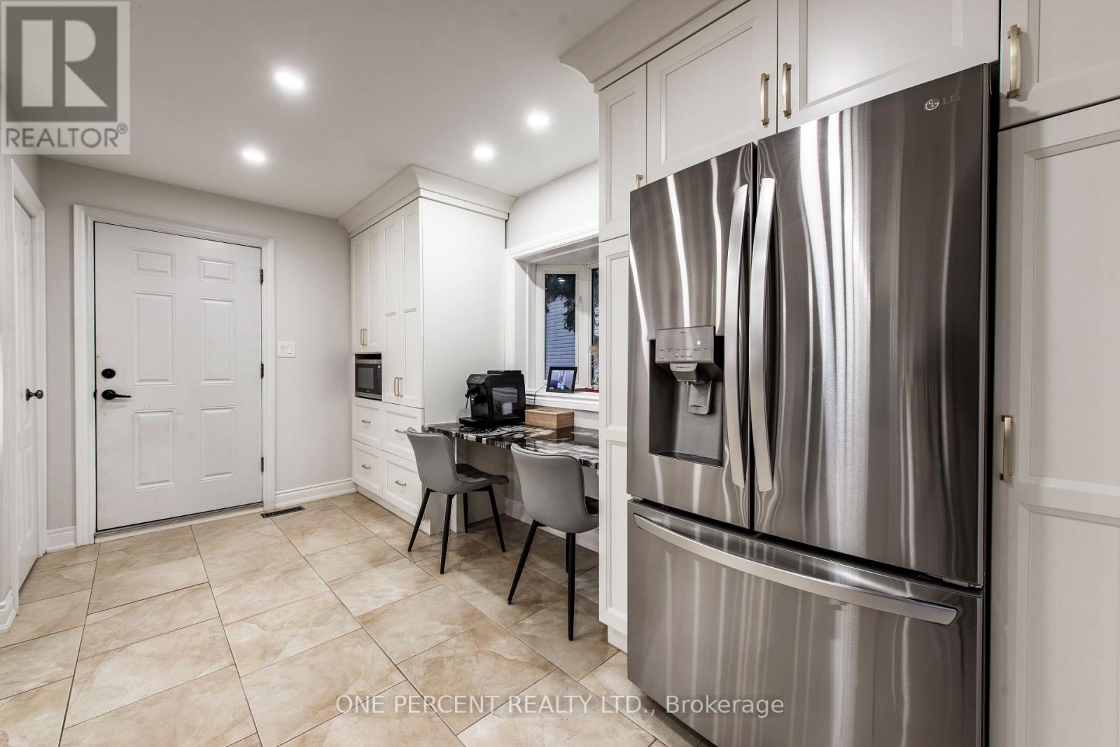 8 CARDWELL COURT - 10