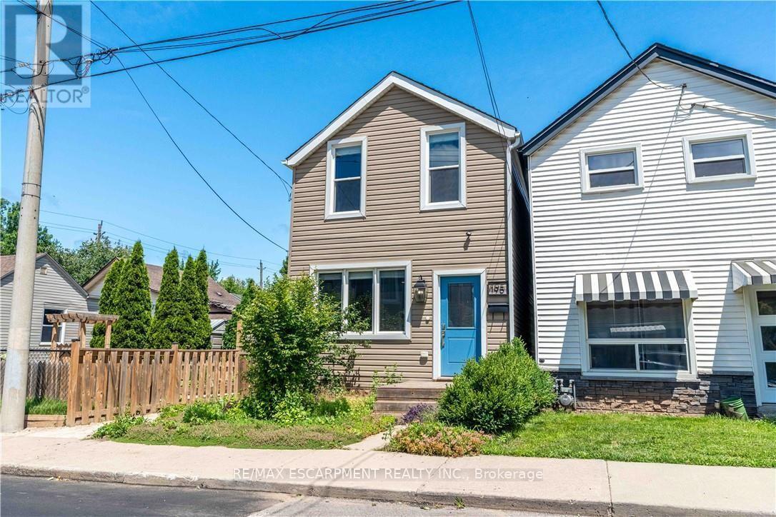 195 WOOD STREET E - 28