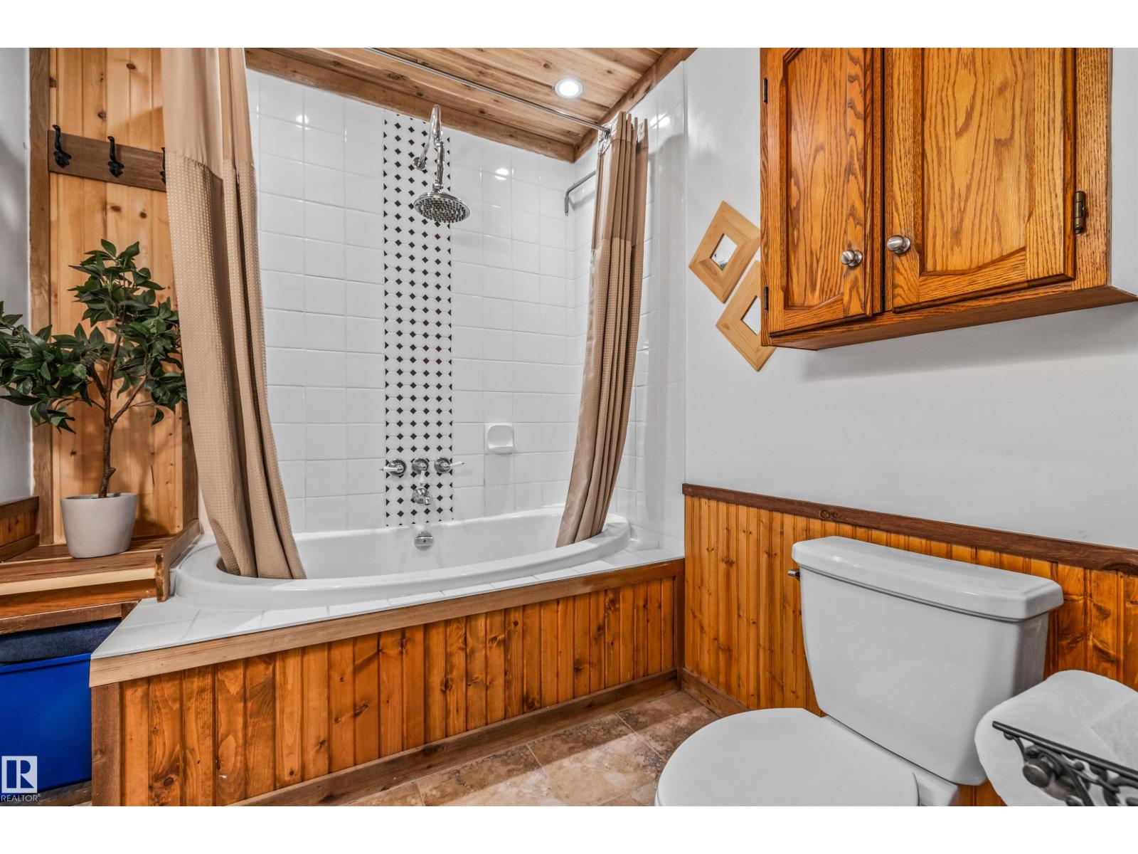 4917 50 ST - Image 13