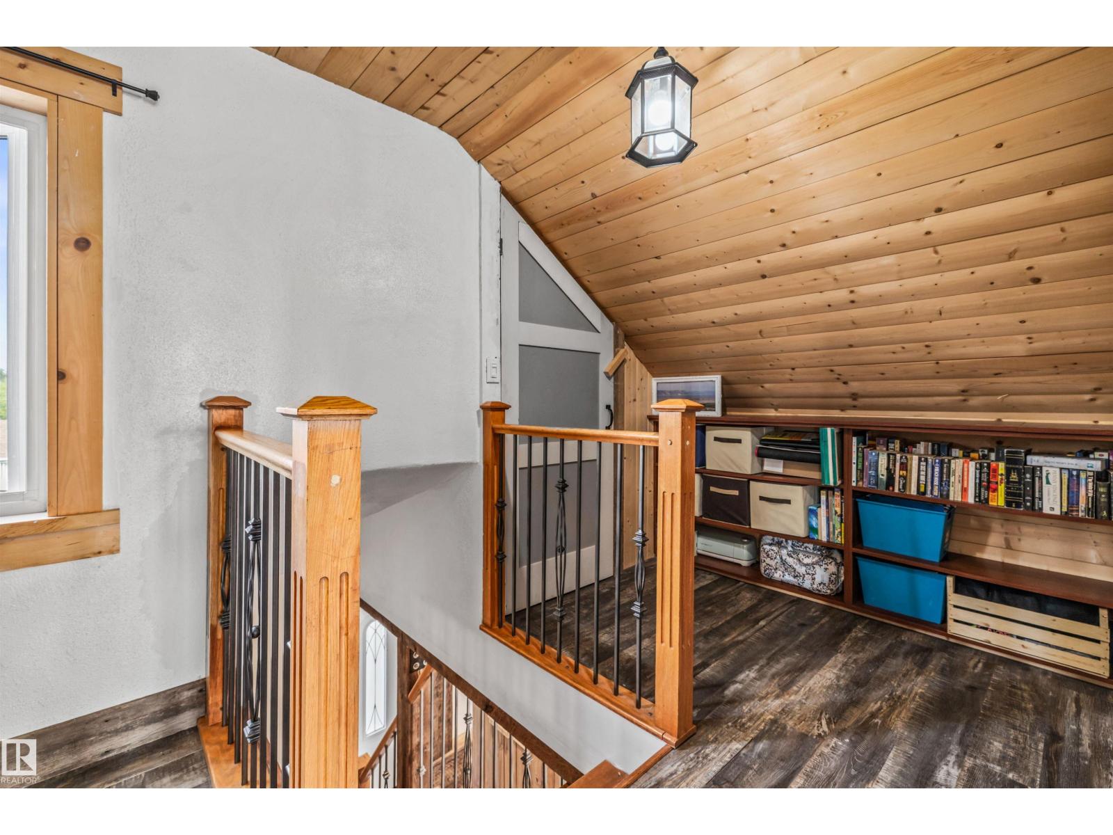 4917 50 ST - Image 19