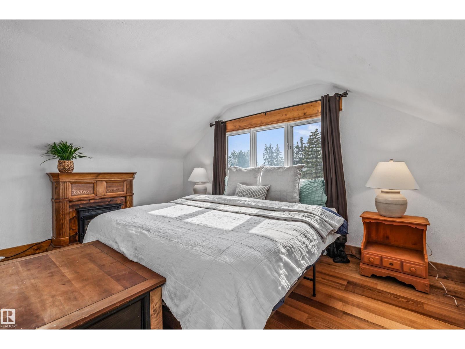4917 50 ST - Image 22