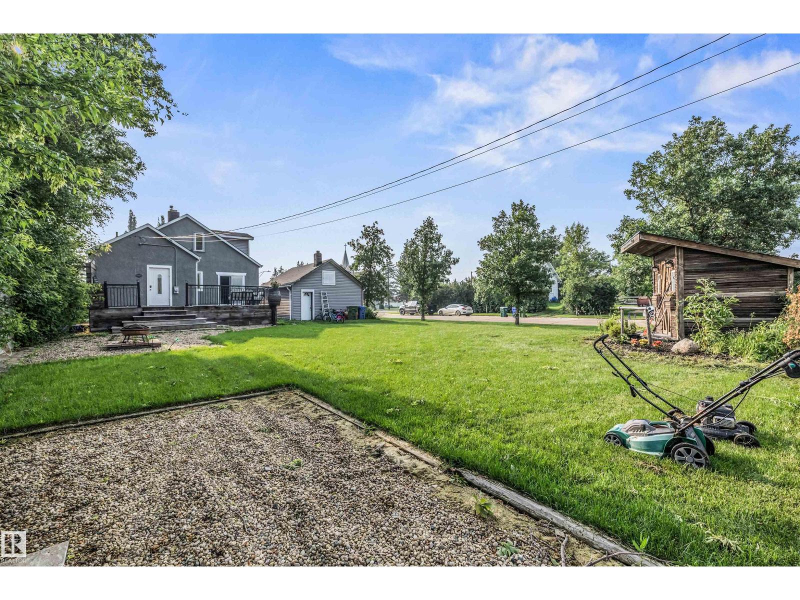 4917 50 ST - Image 38