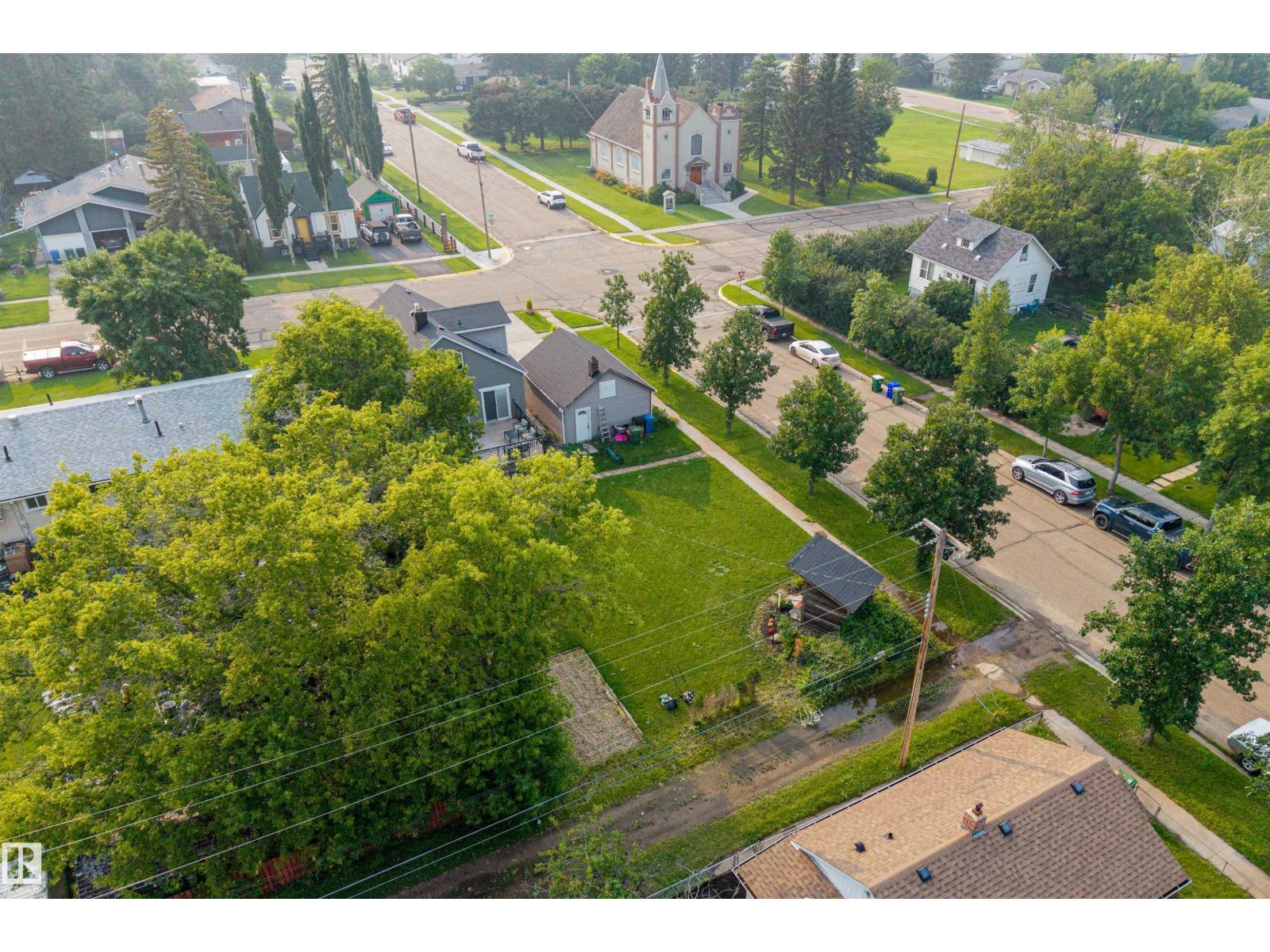 4917 50 ST - Image 43