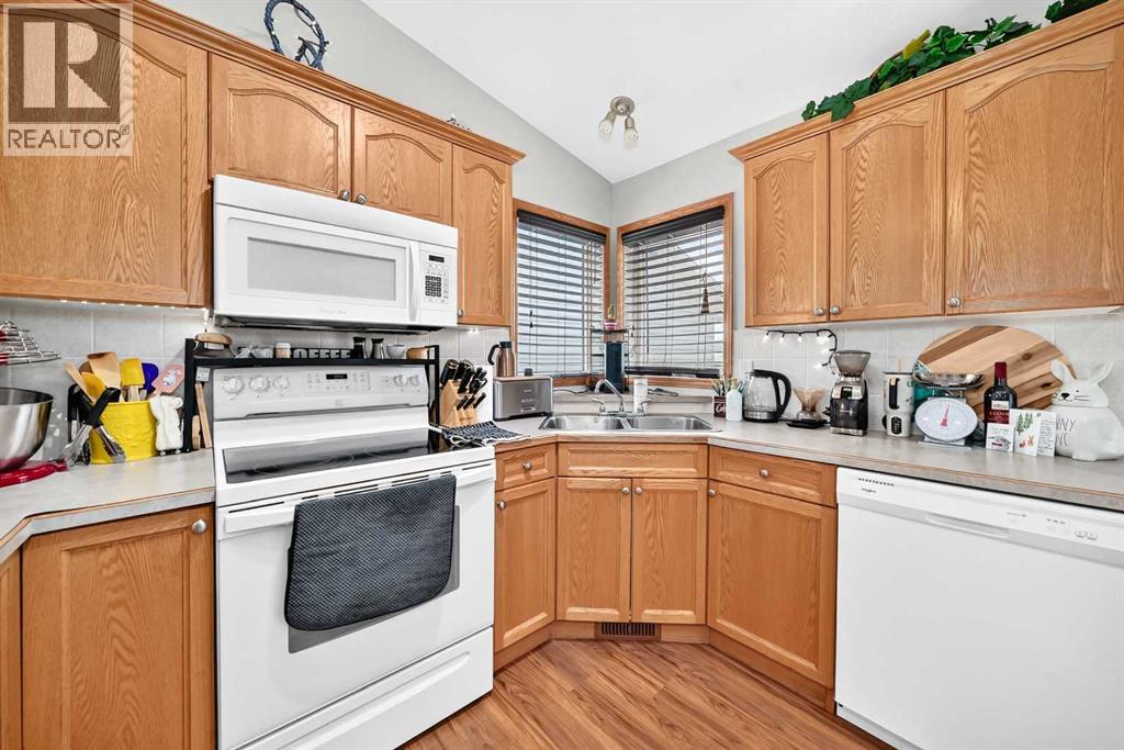 78 Drummond Avenue - 5