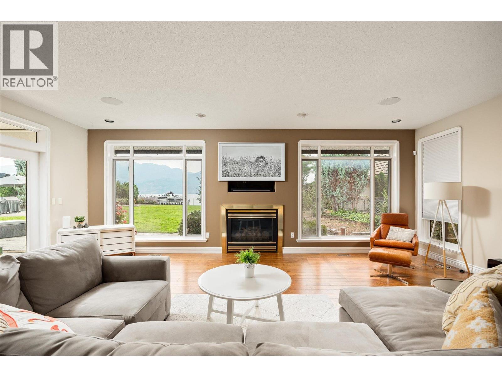  2577 Whitworth Road, West Kelowna