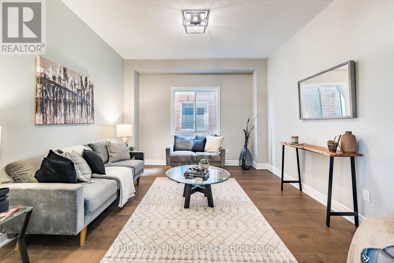940 O'REILLY CRESCENT - 11