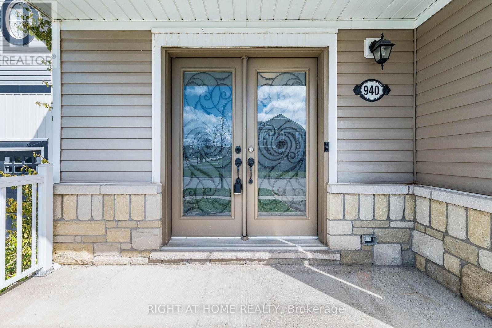 940 O'REILLY CRESCENT - 6