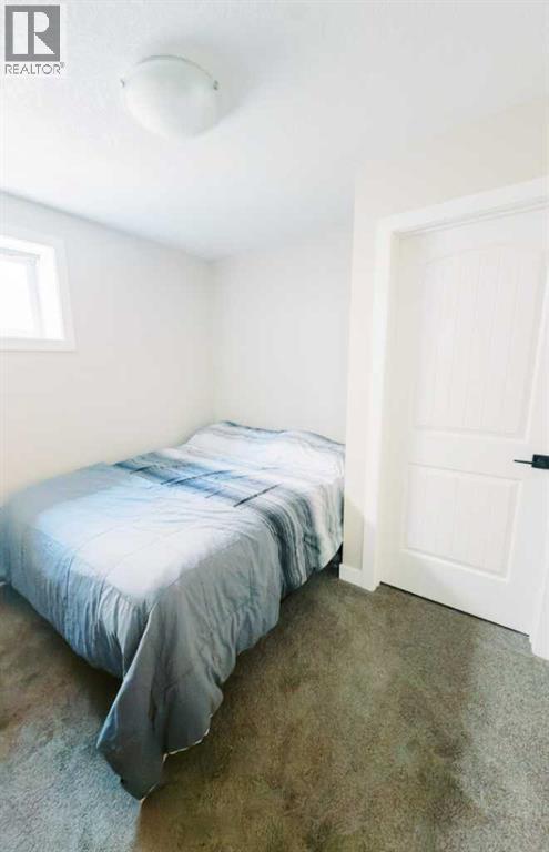 5007B 46 Street - 30
