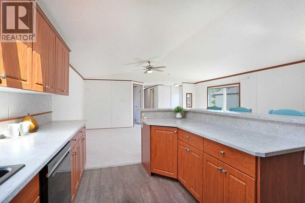 341, 349 Railway Avenue - 13