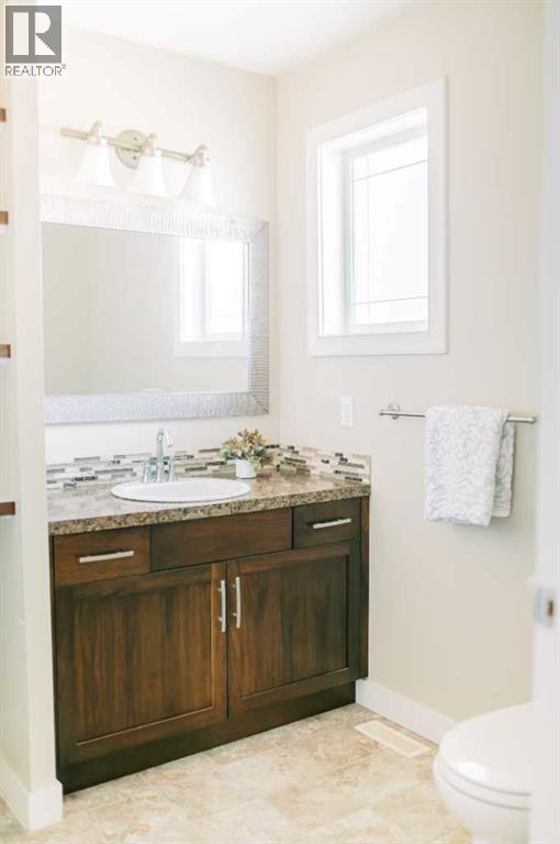 5007B 46 Street - 19
