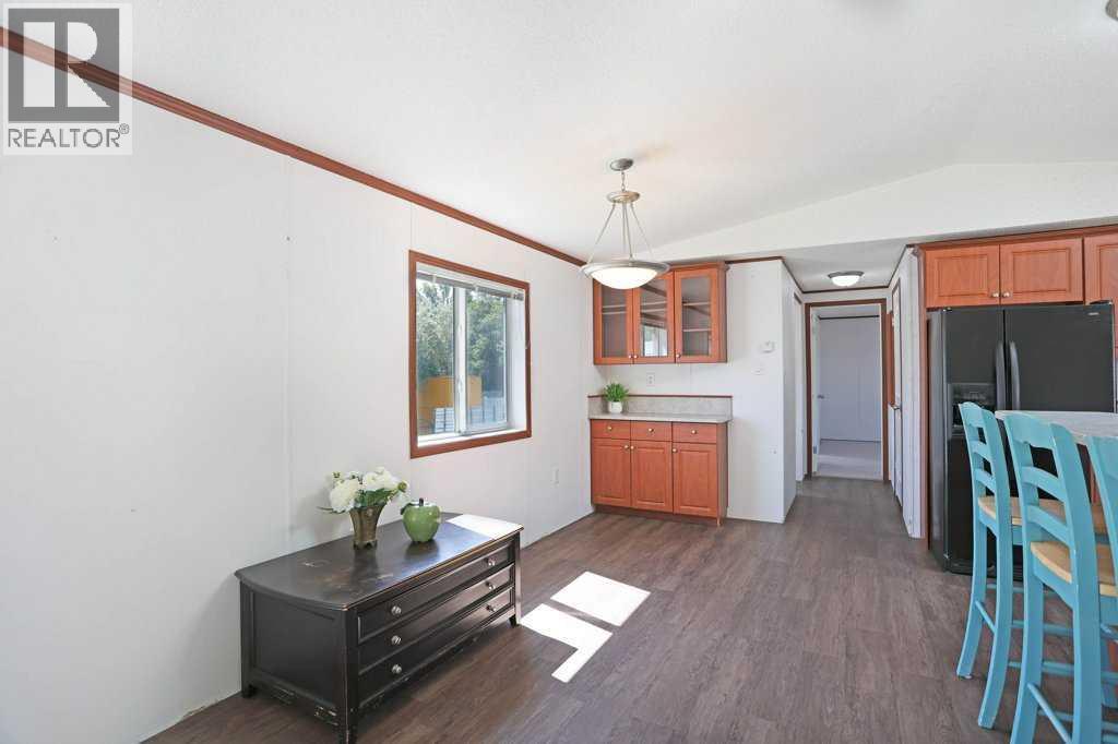 341, 349 Railway Avenue - 15