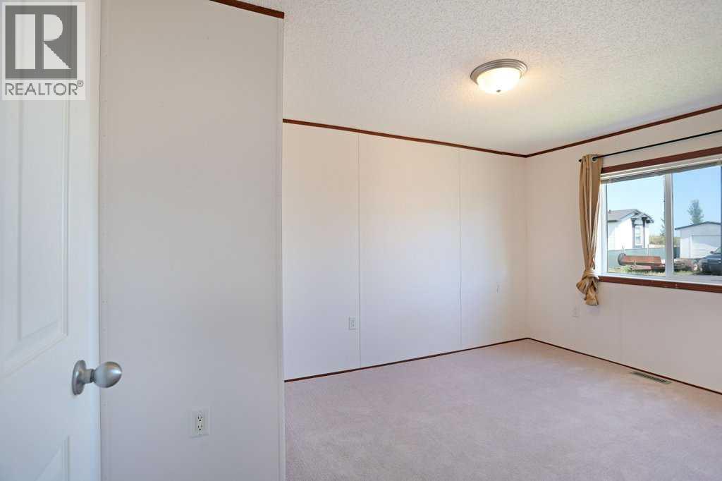 341, 349 Railway Avenue - 31