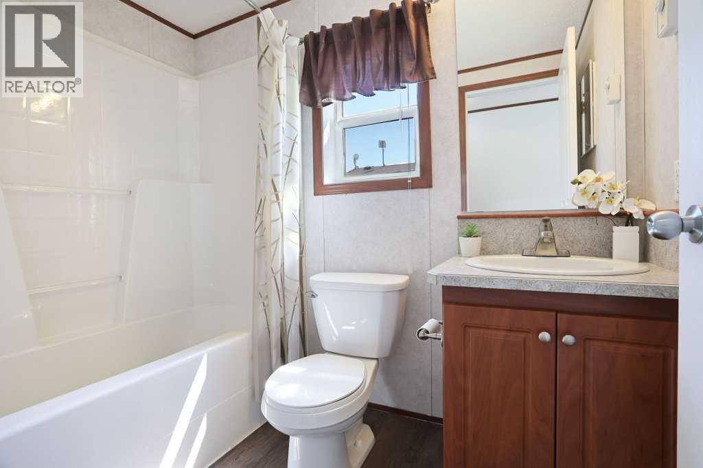 341, 349 Railway Avenue - 33