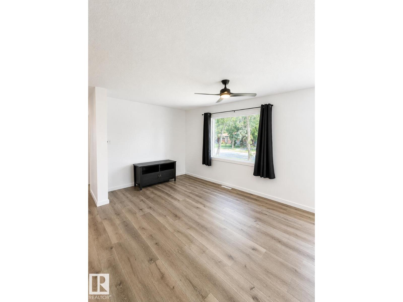 5306 51 AV - Image 8