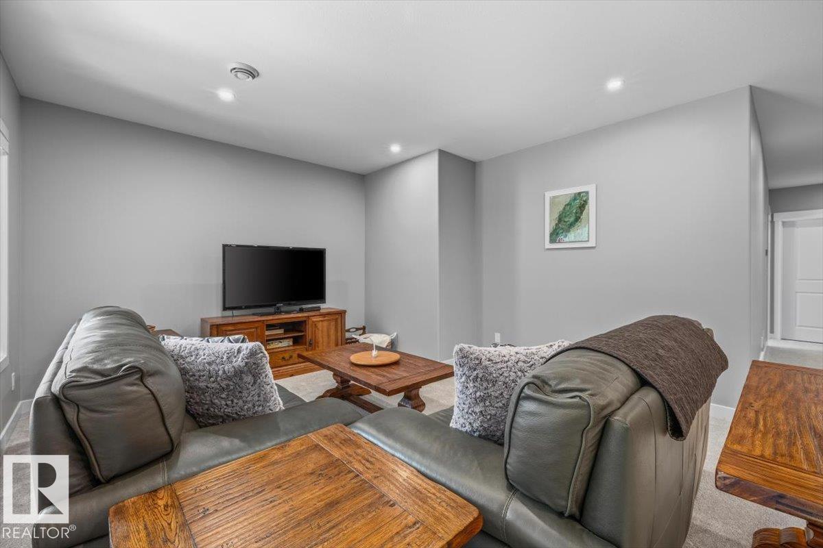 #211 50 Heatherglen DR - 38