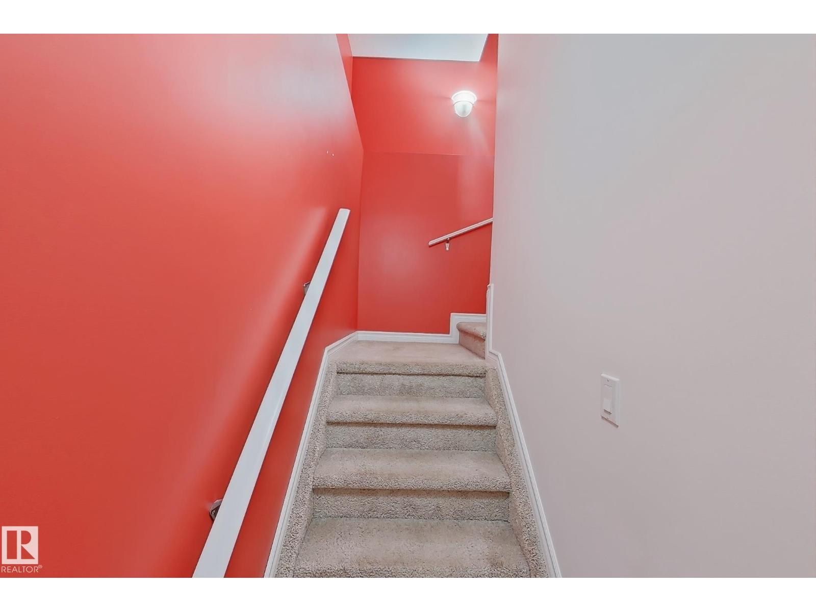 3120 25 AV NW - 25