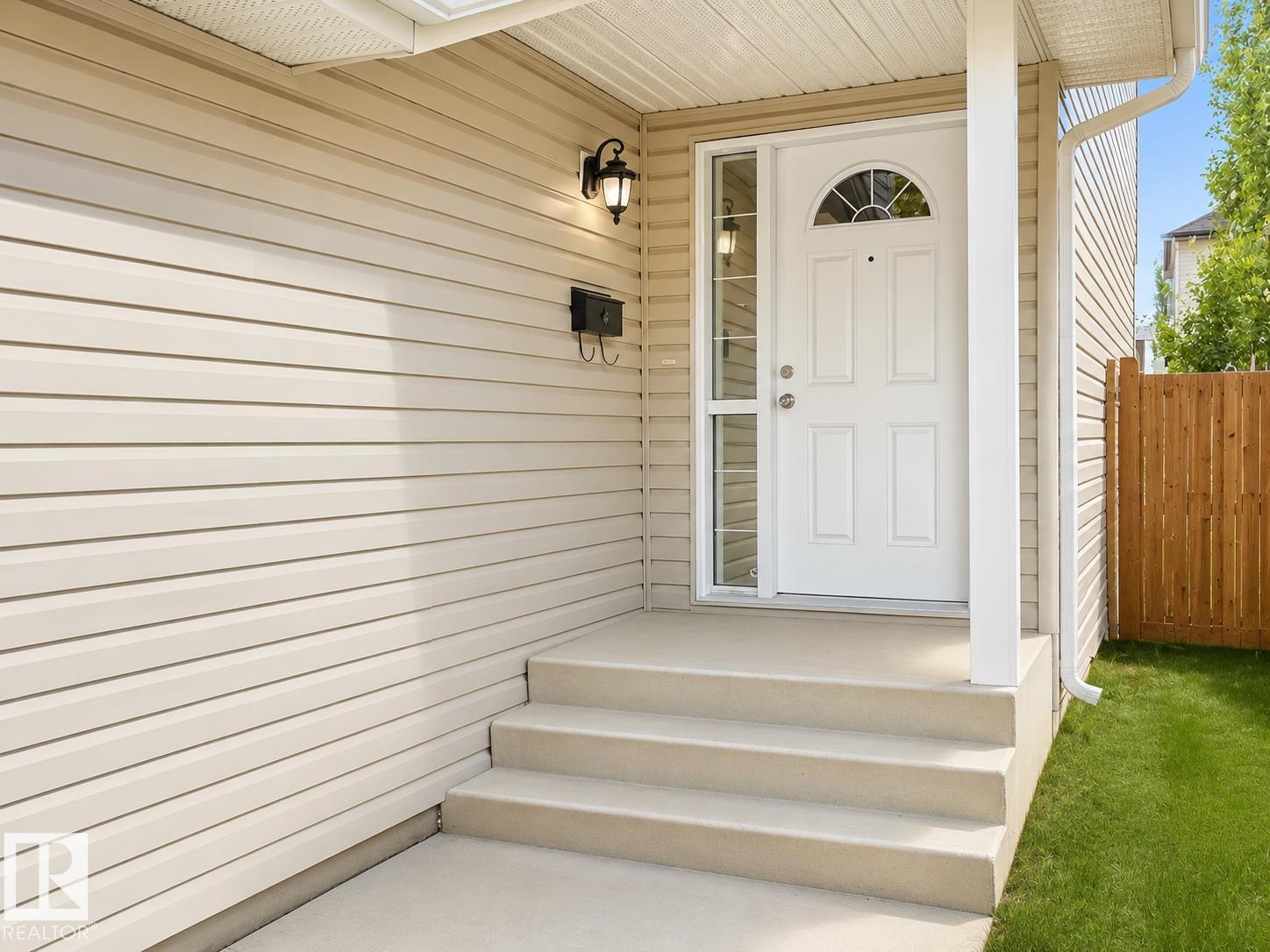 3120 25 AV NW - 36
