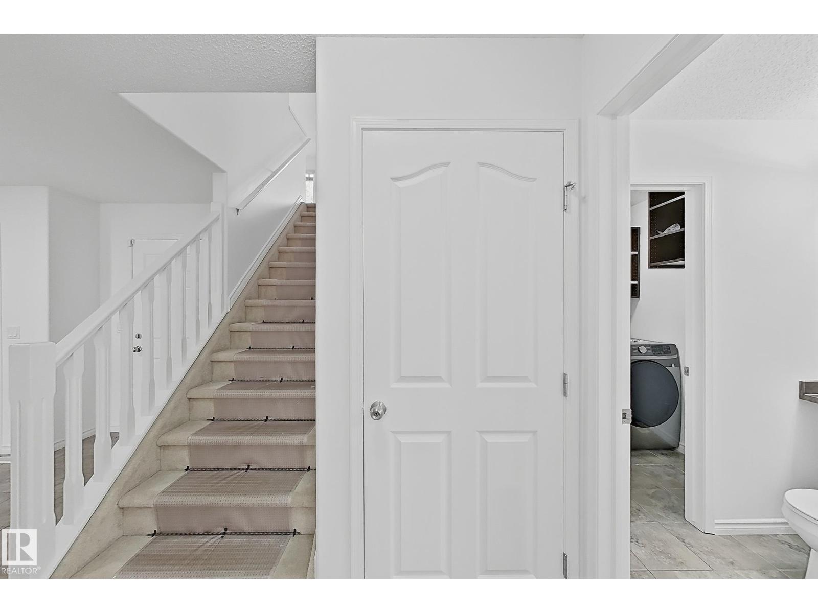 3120 25 AV NW - 12