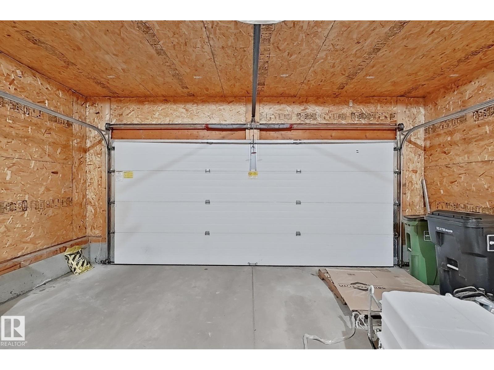 3120 25 AV NW - 31