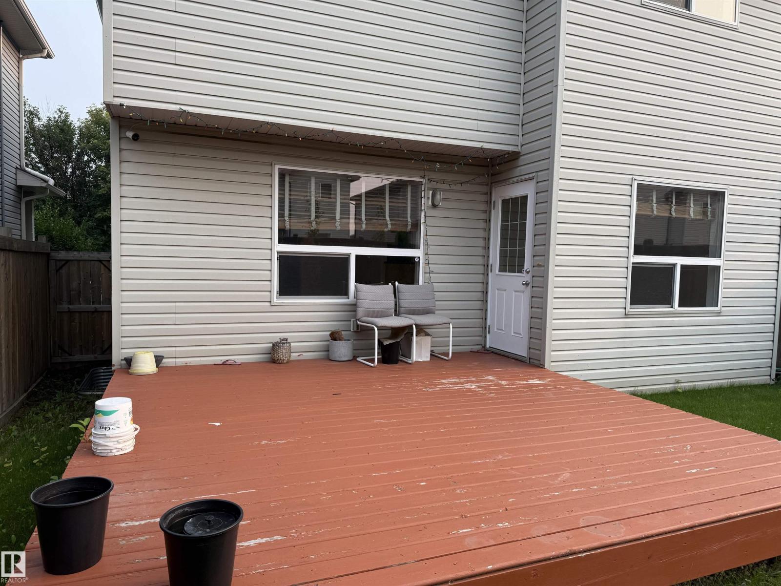 3120 25 AV NW - 35