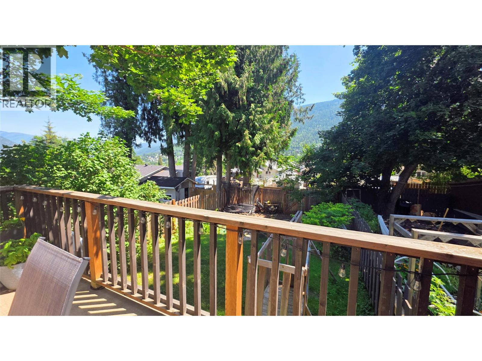 1511 MCQUARRIE Avenue - 32