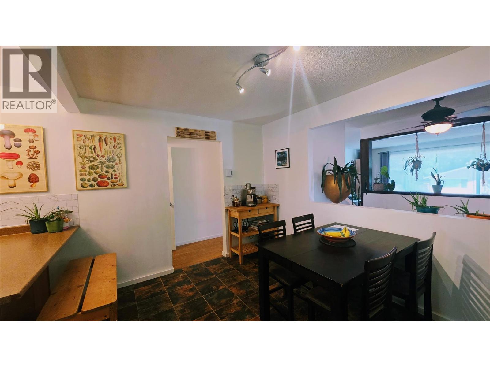 1511 MCQUARRIE Avenue - 10