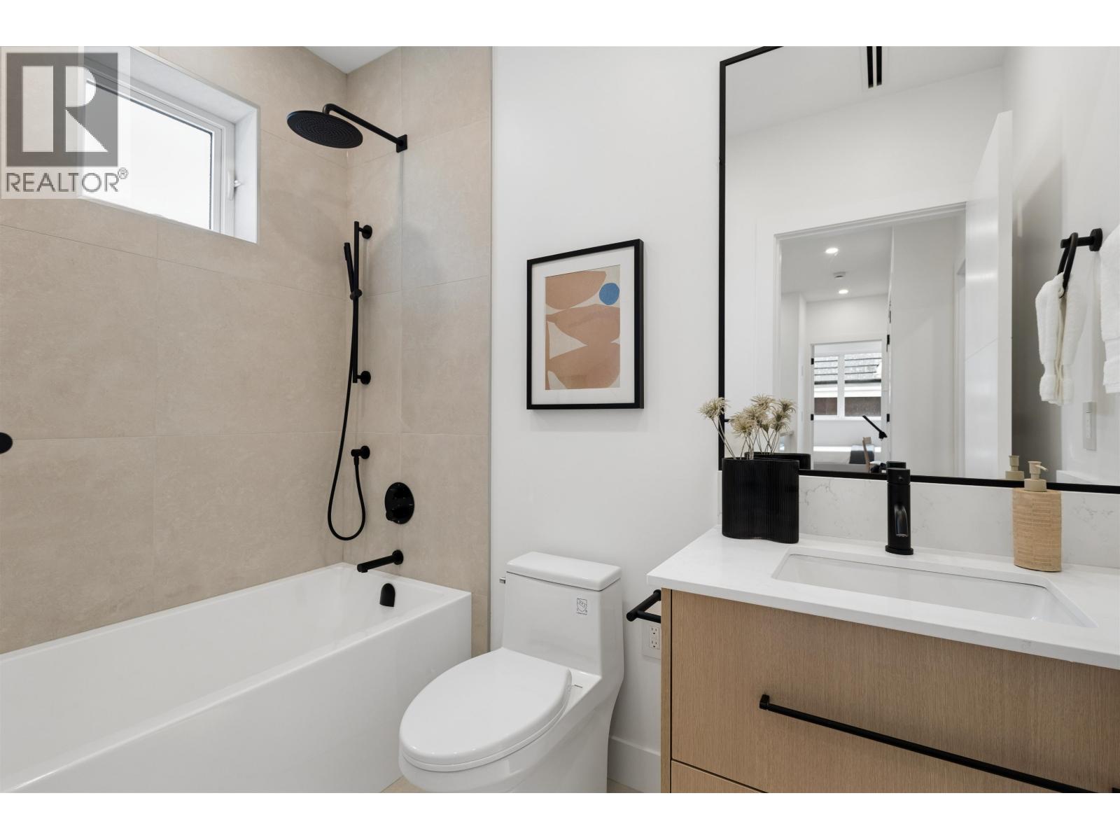 4 Bed, 4 Bath House for Sale in Vancouver – 2 3637 E 46TH AVENUE, Vancouver – MLS# R3148779 - Image 30