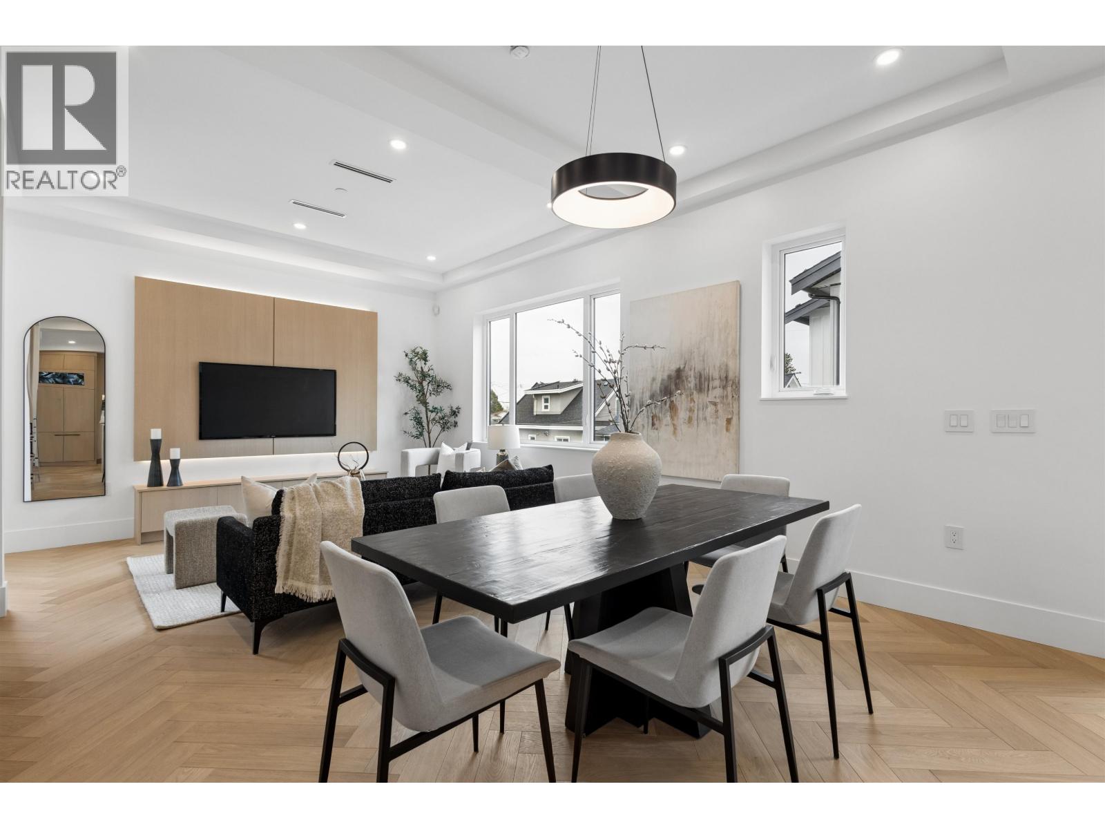 4 Bed, 4 Bath House for Sale in Vancouver – 2 3637 E 46TH AVENUE, Vancouver – MLS# R3148779 - Image 8