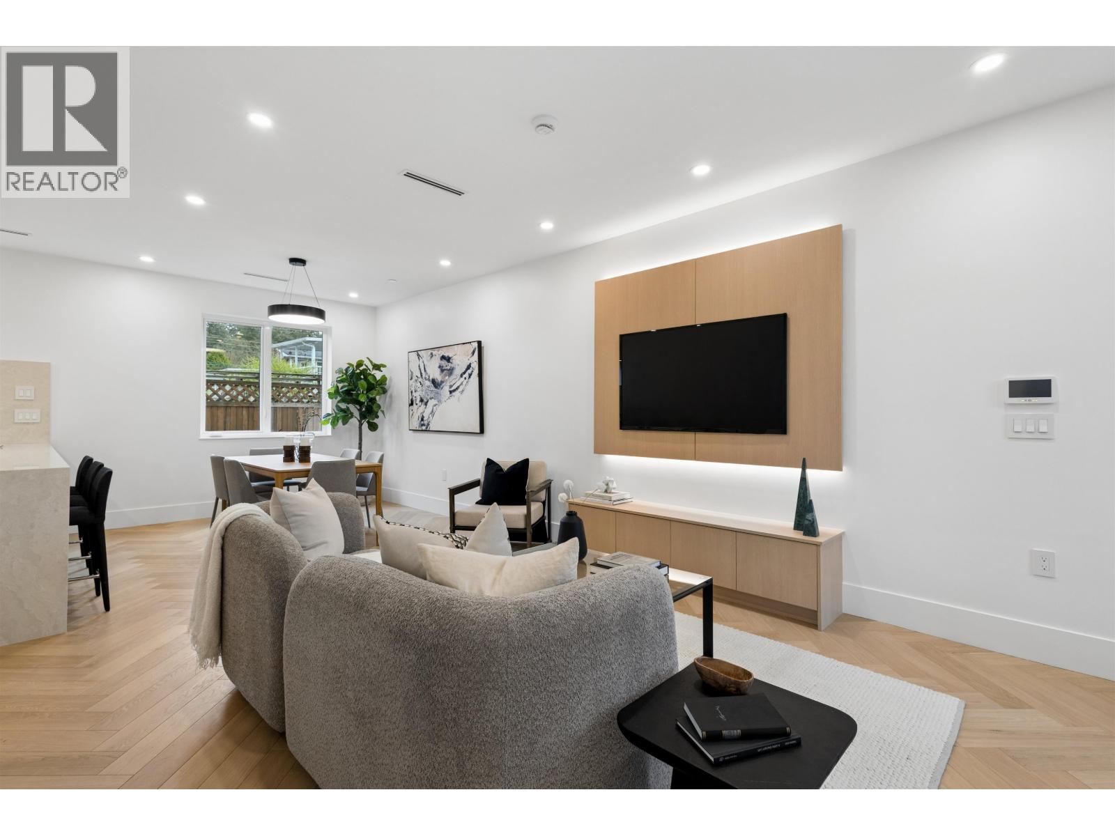 3 Bed, 3 Bath House for Sale in Vancouver – 2 3639 E 46TH AVENUE, Vancouver – MLS# R3148793 - Image 8
