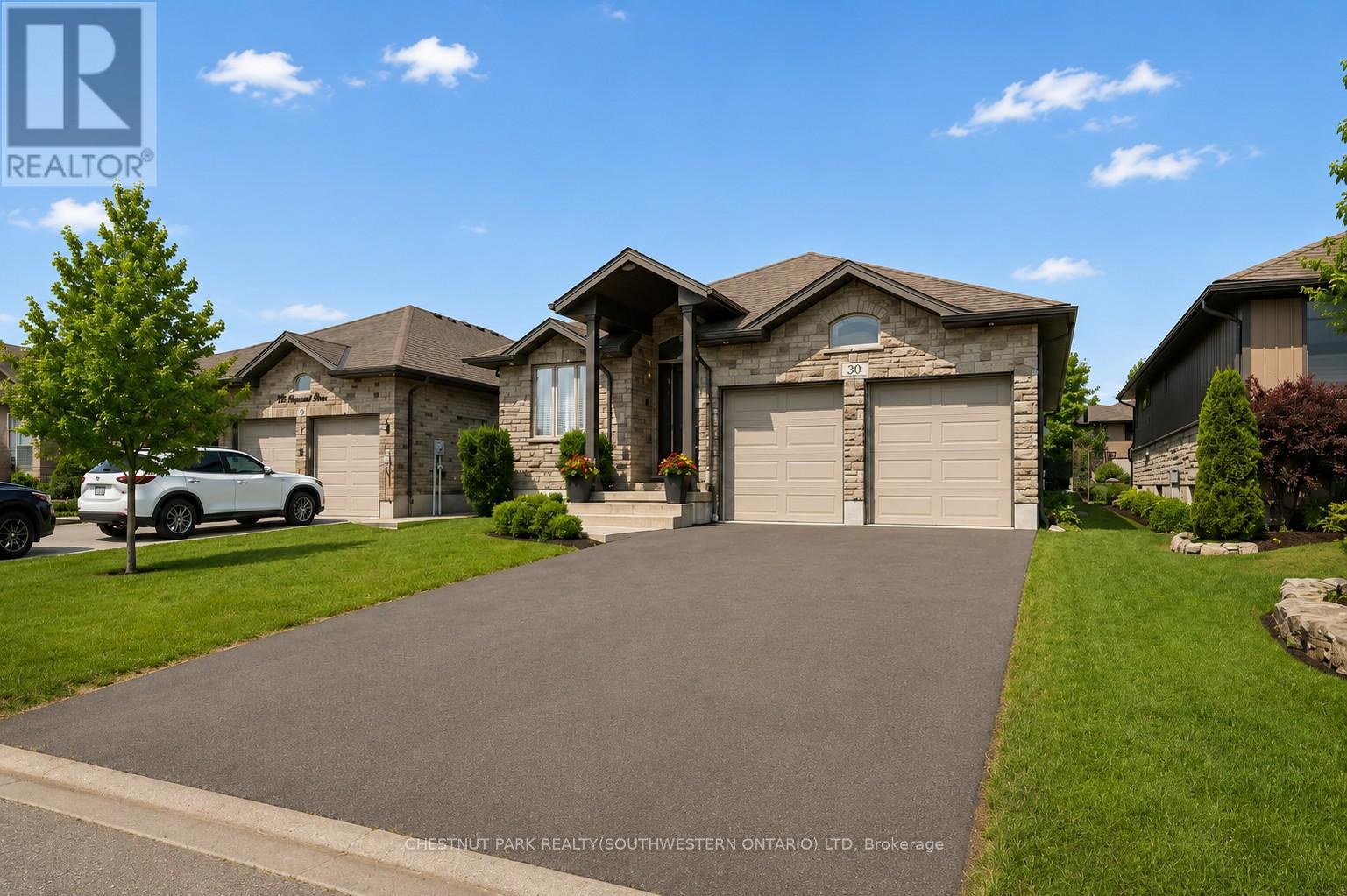 30 DUNCAN COURT - 48