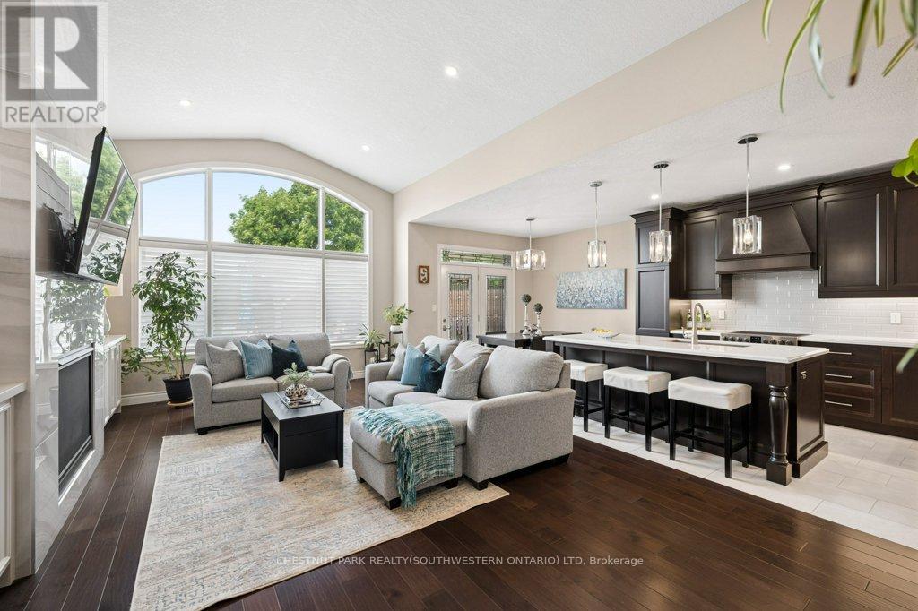 30 DUNCAN COURT - 8