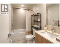 303 245 Bewicke Avenue, North Vancouver, BC V7M0H5 Photo 10
