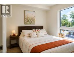 303 245 Bewicke Avenue, North Vancouver, BC V7M0H5 Photo 8